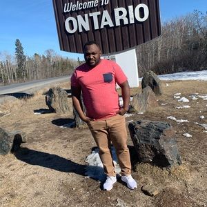 Meet your Posher, Dushane